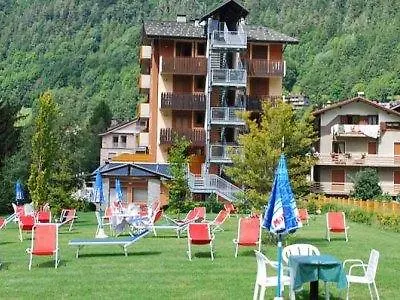 Hotel Derby 3*