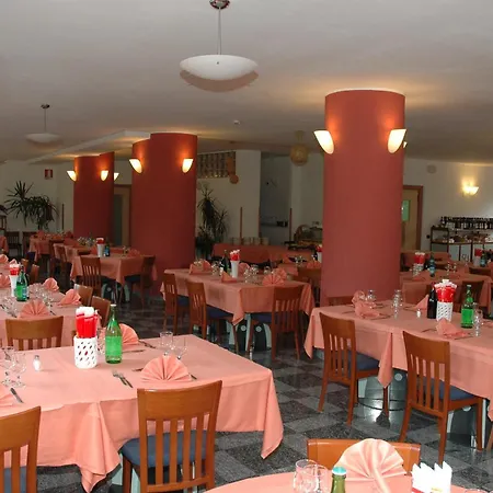 Hotel Derby 3*