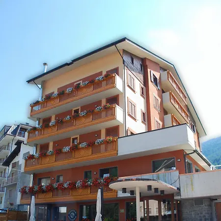 Derby Aprica